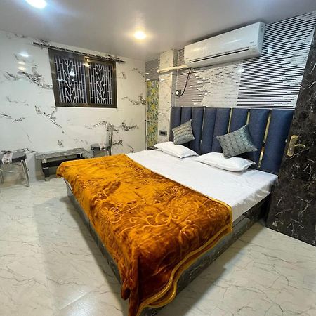 Kashi Dham Home Stay Benares Buitenkant foto