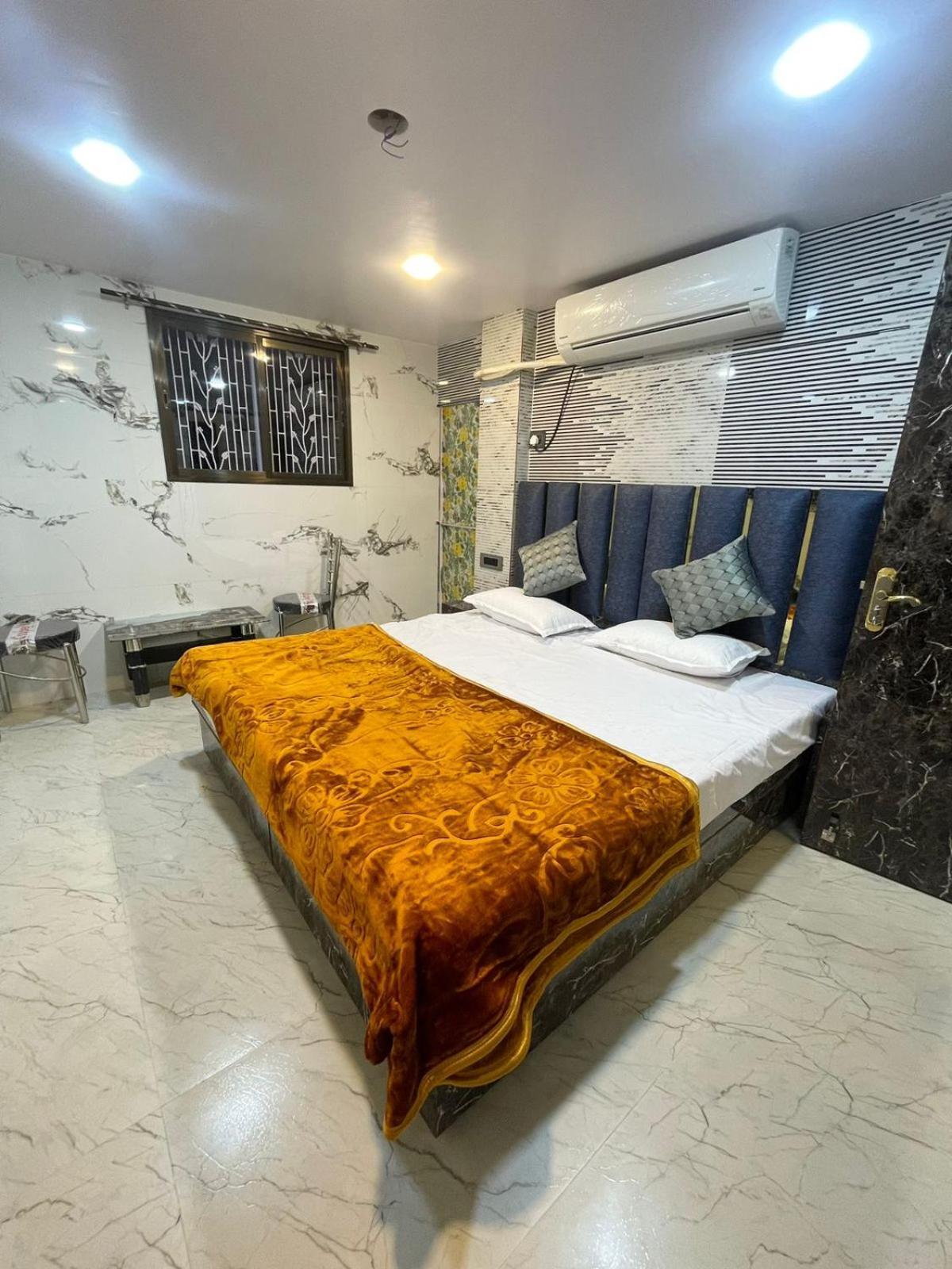 Kashi Dham Home Stay Benares Buitenkant foto